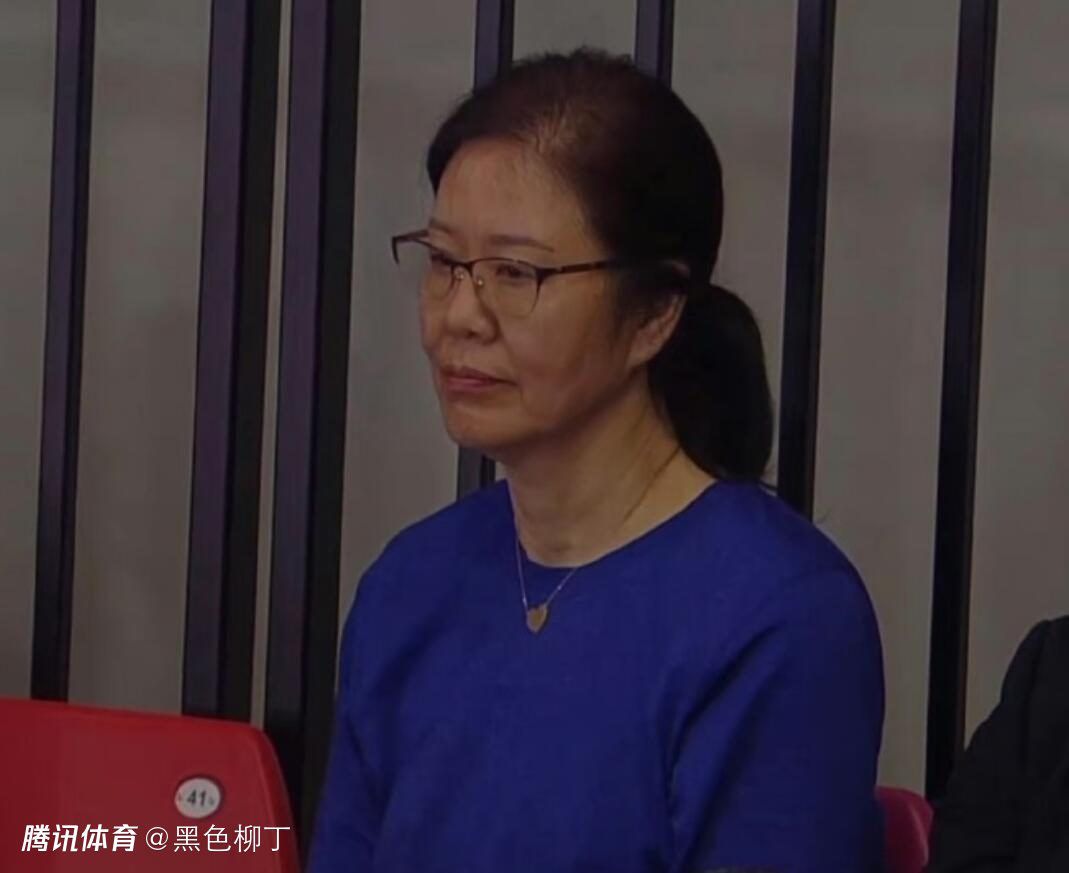 吻胸揉屁股摸腿娇喘视频免费网站