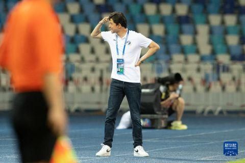 男女一进一出