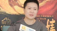 解开她胸罩使劲揉她奶视频