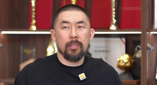 亚洲欧美国产人成在线观看